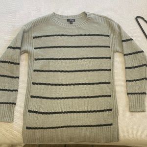 Grey Women’s Sweater, Medium